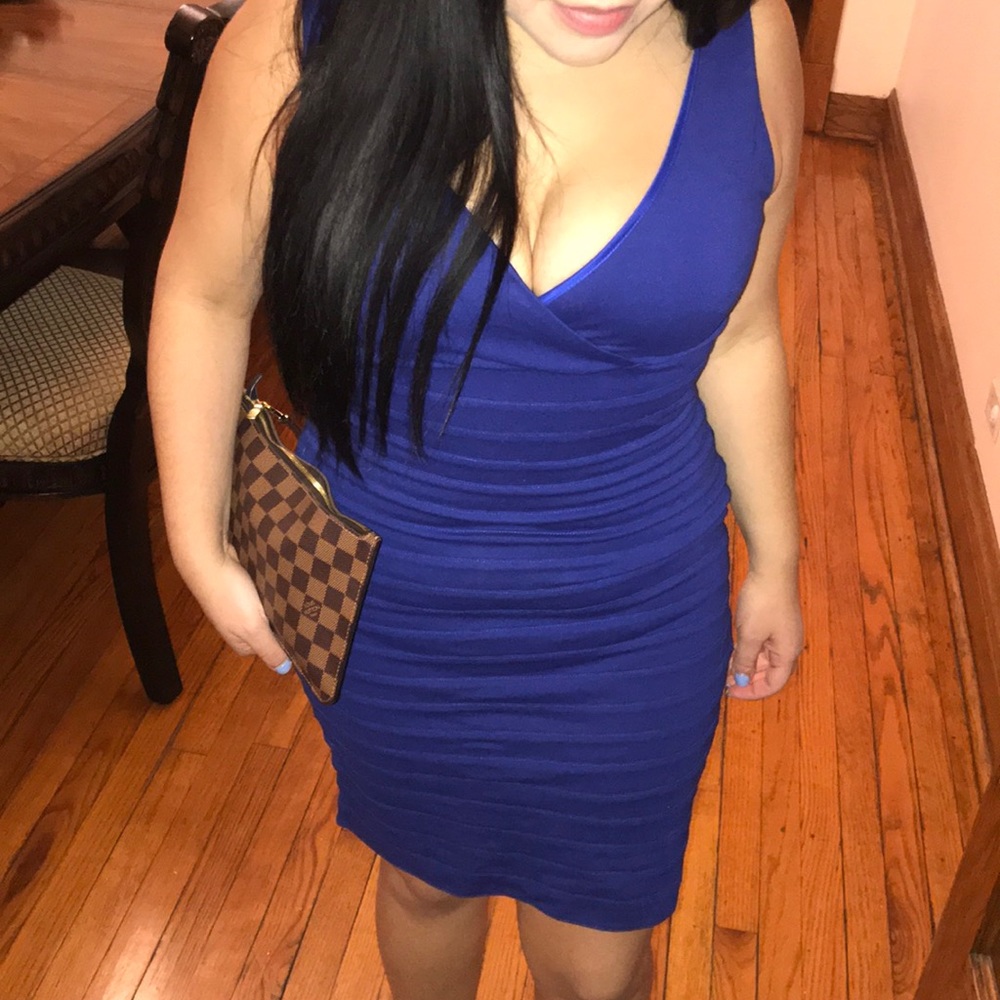 Express Dress - Picture 3 of 4